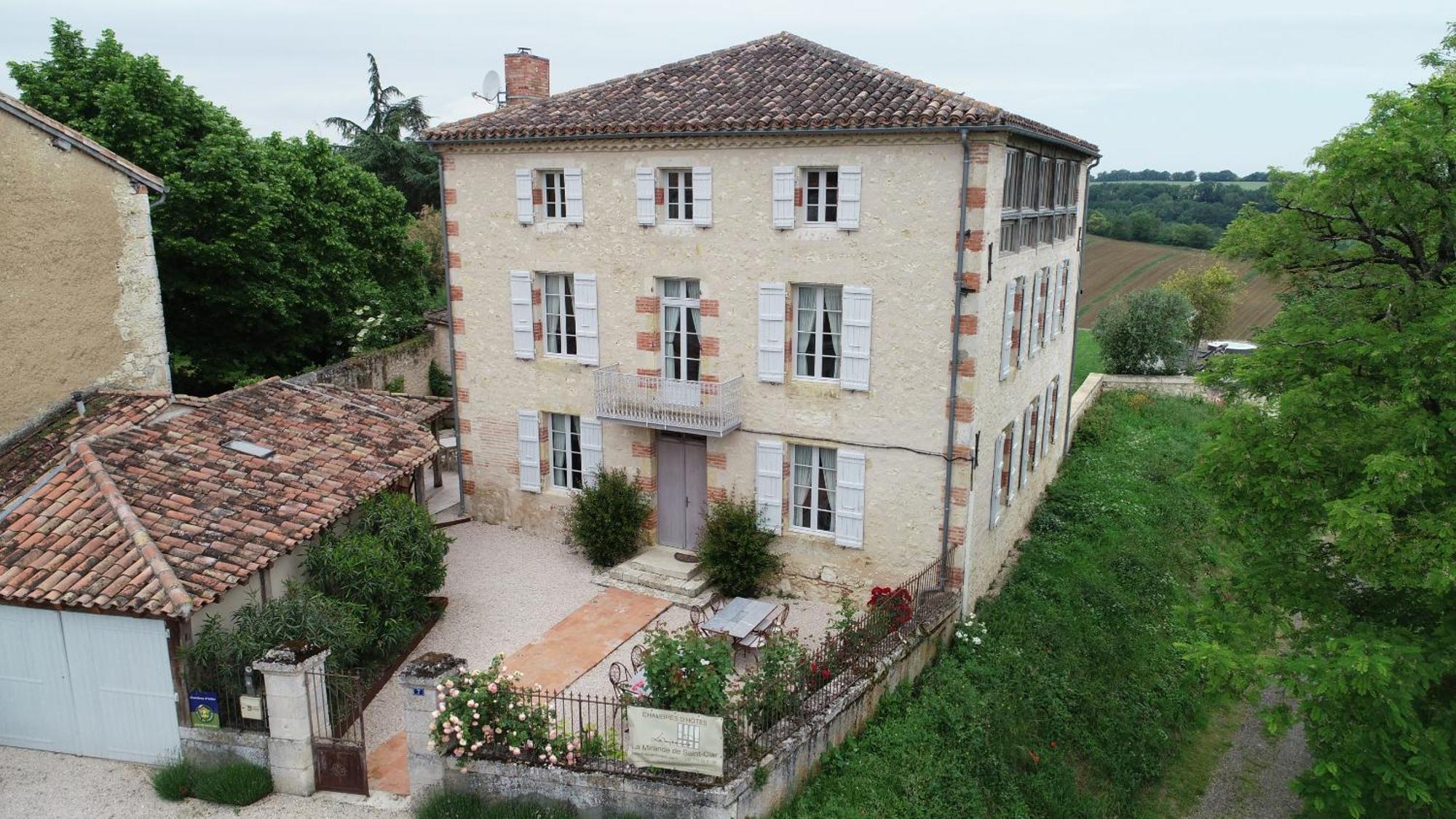 La Mirande De Bed & Breakfast *